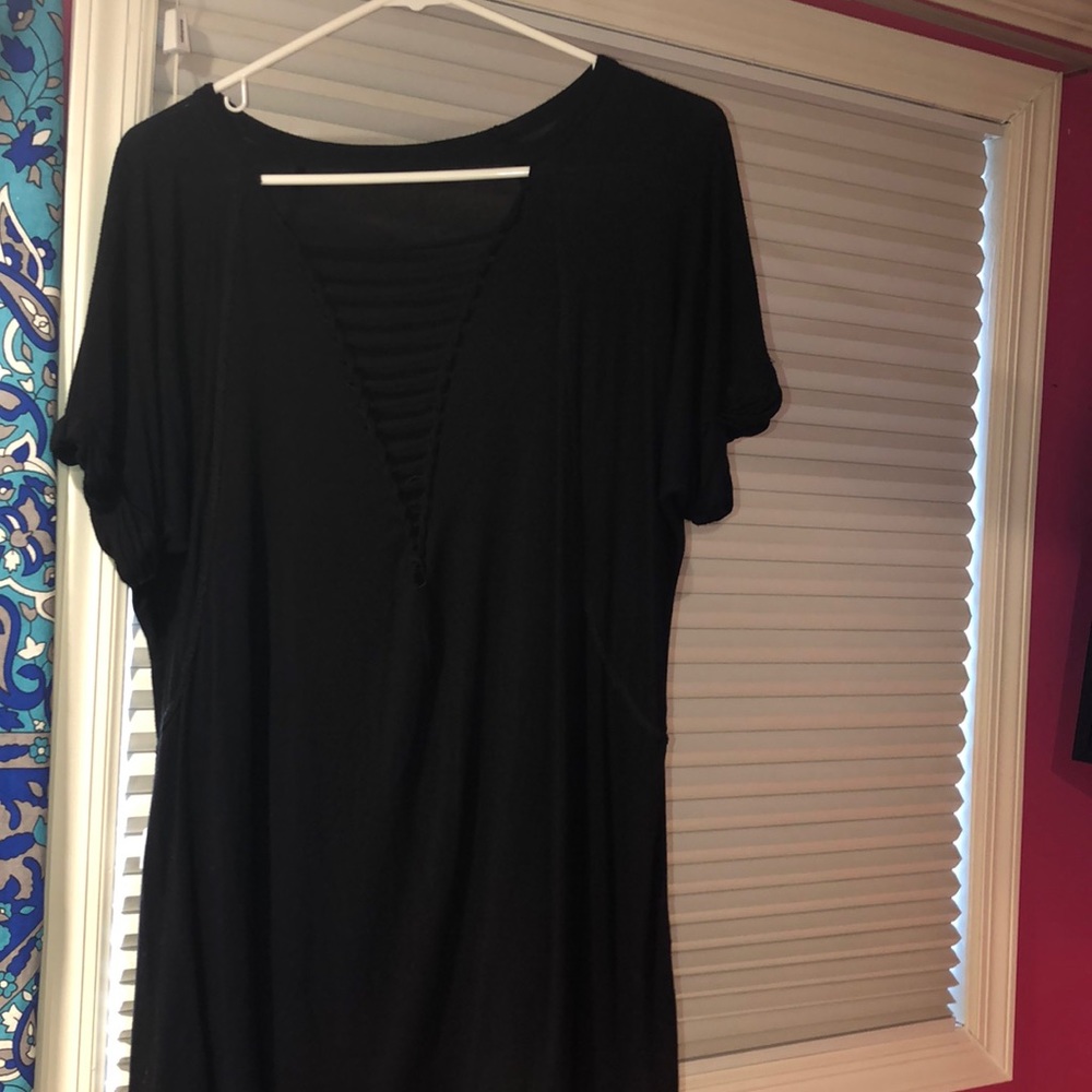 long black shirt